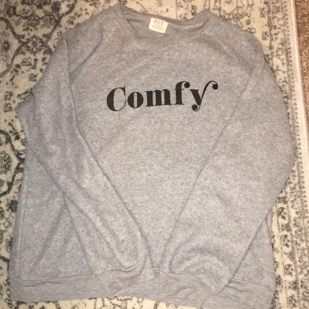 “Comfy” Sweatshirt Tee